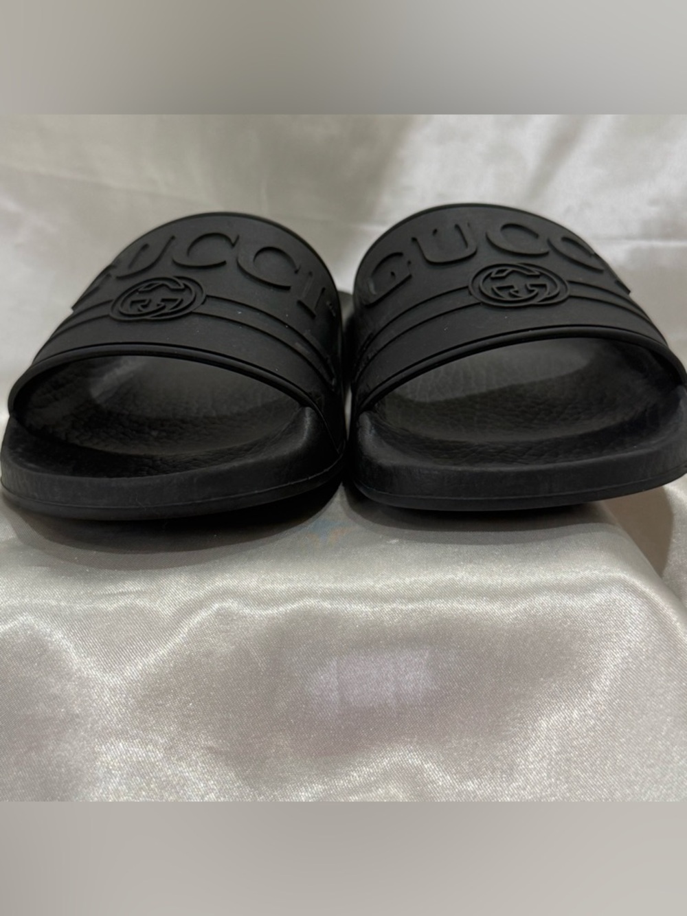 Gucci Logo Rubber Slides Sandals Size 5 Black Lounge Streetwear Edgy Comfy - Picture 12 of 15
